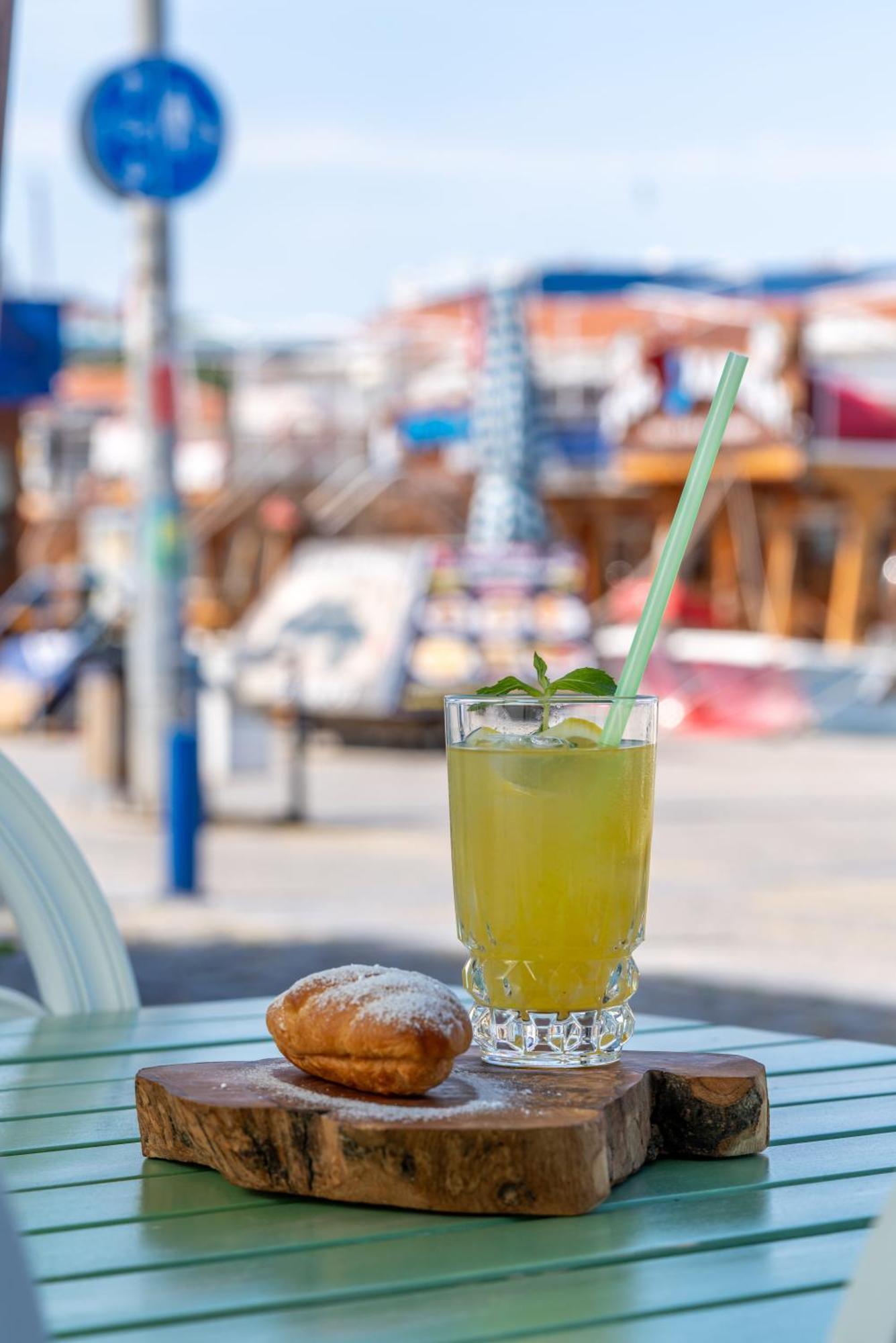 Hotel Karacam Foça Eksteriør bilde